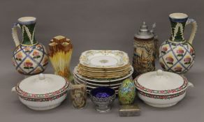 A quantity of decorative ceramics and glass.