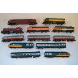 Collection of used OO/HO gauge electric train models from Hornby and Tri-Ang. Includes a Hornby "