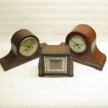 Bravingtons Ltd Kings Cross & Ludgate Hill London, 1930s oak cased striking mantle clock, with