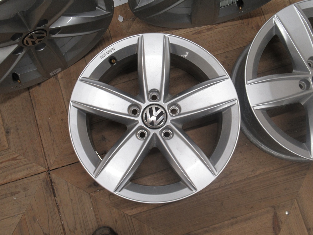 Set of four as new VW 17" alloy wheels - Image 3 of 3