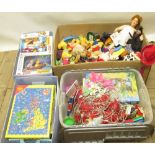 Collection of children's soft toys, toys and board games (4 boxes)