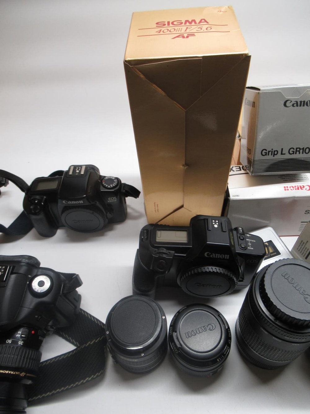 Seletion of cameras , lenses, accessories and other equipment including Canon EOS 1000F, Canon EOS - Image 3 of 10