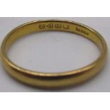 22ct yellow gold plain wedding band, stamped 22, size , 2.6g