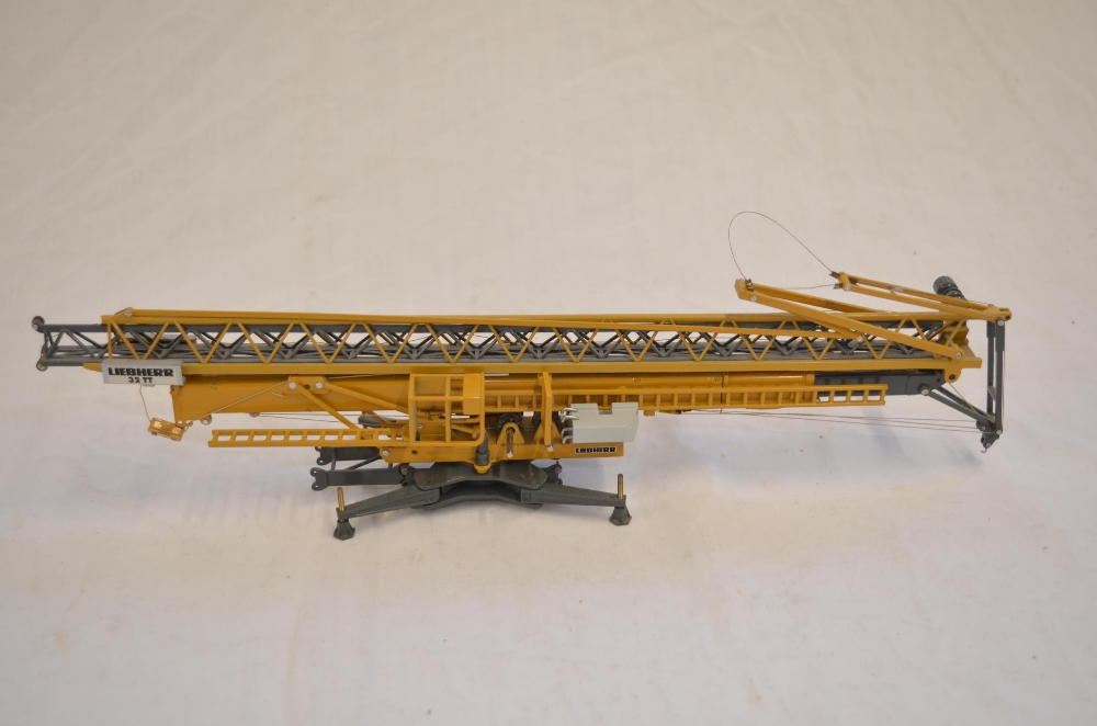 Boxed 1/50 scale diecast Liebherr 32 TT fast erecting crane model by NZG (model no 521). Good - Image 4 of 6