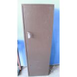 Five gun cabinet with cartridge box storage area, double lock and keys, carpet lined, W40cm D20cm