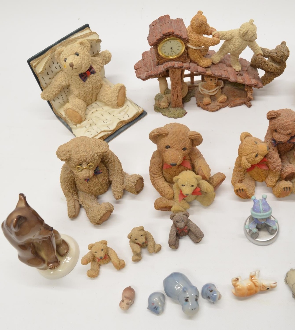 Collection of Beau Bears and various other ceramic animals and bears, a boxed Seven Dwarfs set by - Image 2 of 4