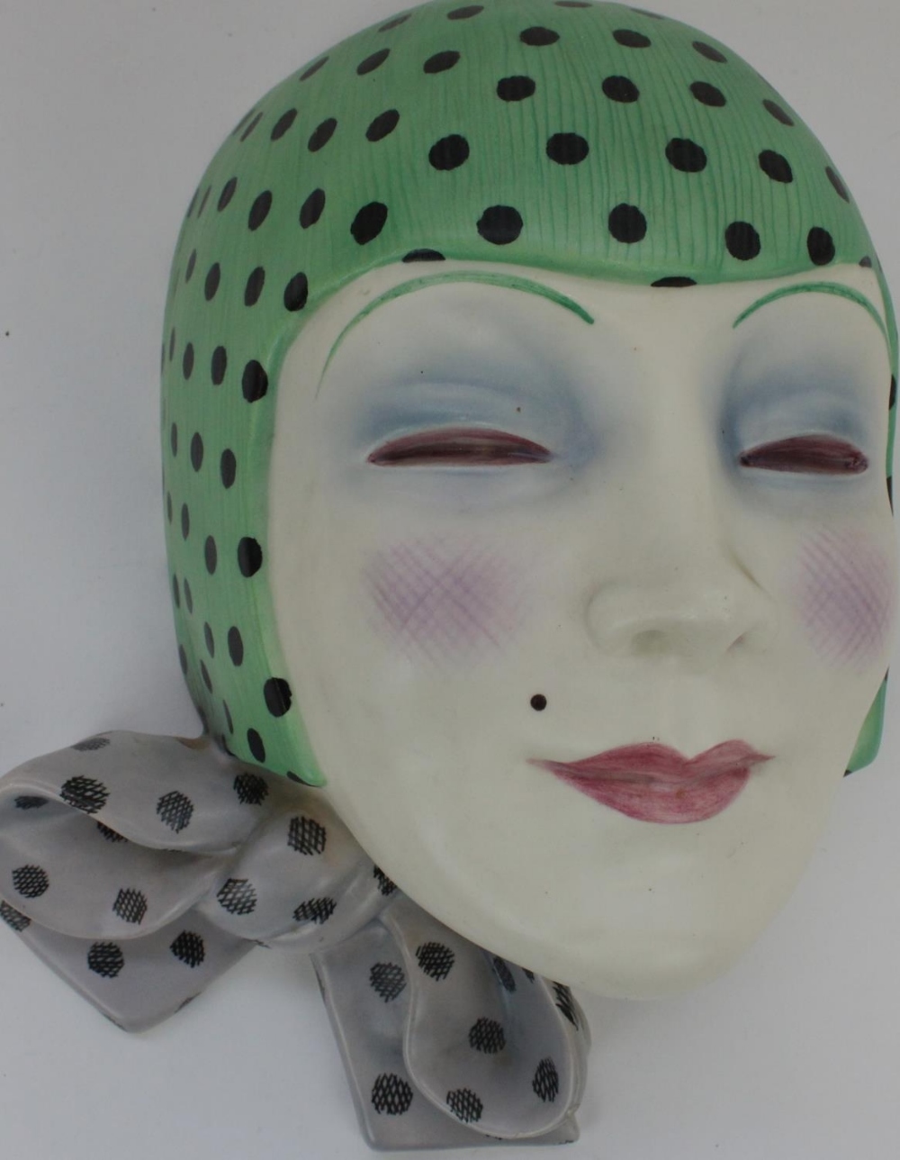 1930s Lenci Art Deco Wall Mask, 'Maschera con Nodo' designed by Elena Konig Scavini, H27cm slight