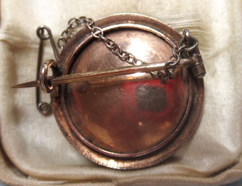 Late C18th yellow metal brooch set with portrait miniature of a young woman, with seed pearl - Image 2 of 2