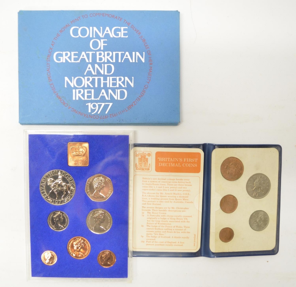 Collection of mixed British and world 20th century coinage incl. Commemoratives, a 1971 date pack, - Image 2 of 2