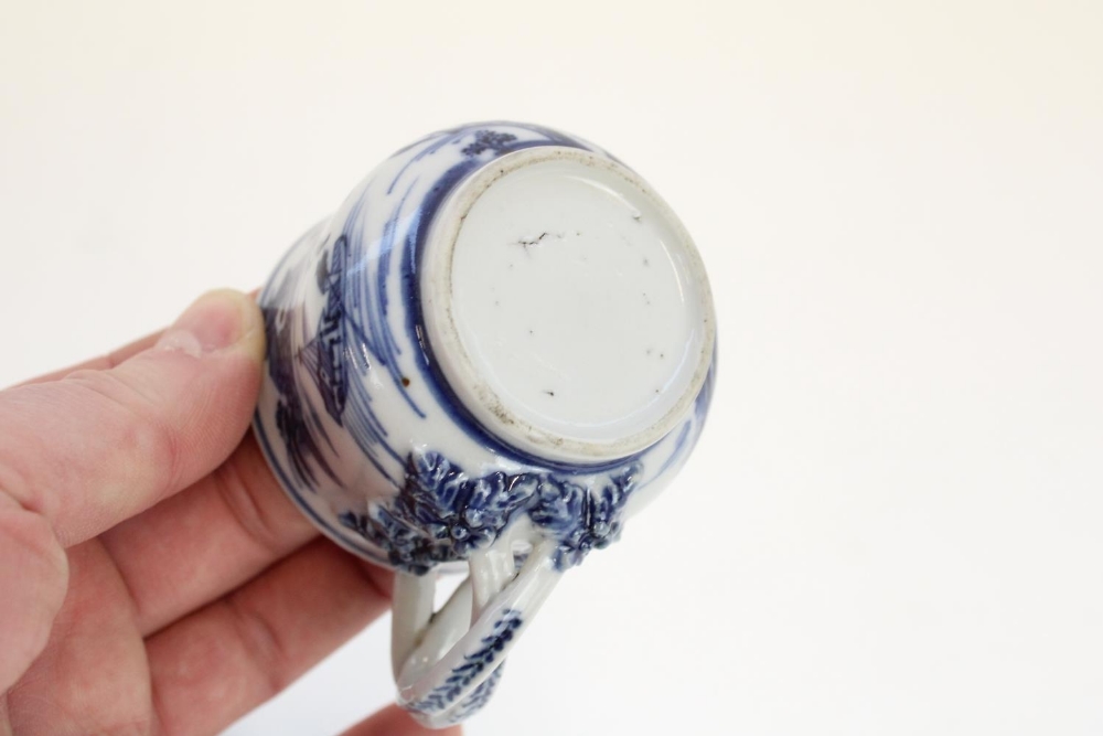 C18th Chinese export porcelain custard cup and cover decorated in underglaze blue Willow pattern, - Image 5 of 12