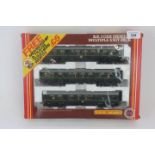 Hornby OO gauge R.687BR. 3 car diesel multiple unit pack