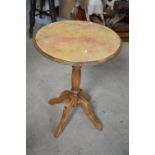 Beach pedestal occasional table with painted simulated marble top turned column on four splay legs