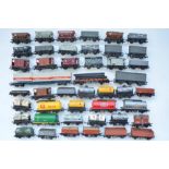 Large collection of used OO gauge goods wagons (45)