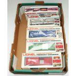 Lionel O and 027 gage boxed rolling stock, 6-9446, 6-9439, 6-944, 2 other unnumbered (5)