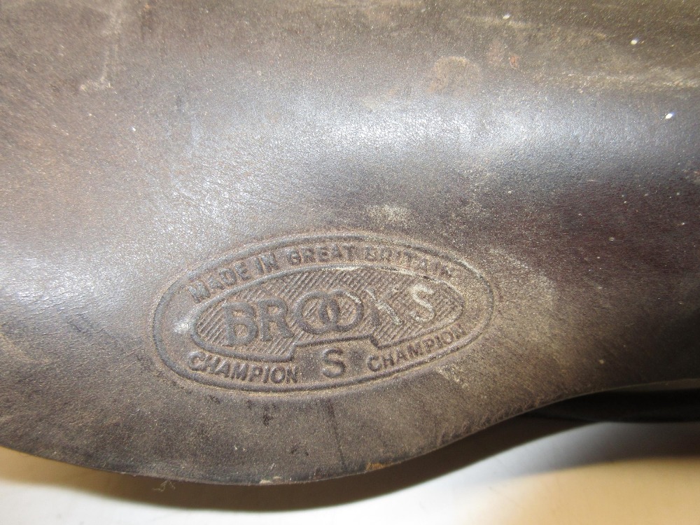 Brooks Champion 'S' bicycle seat and a Brooks Professional bicycle seat (2) - Image 2 of 3