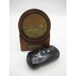 C19th japanned papier mache snuff box with floral mother of pearl inlay, L8cm, C19th French mahogany