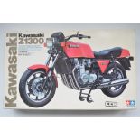 Tamiya 1/6 scale Kawasaki Z1300 Big Scale No19 model kit (item no BS0619), un started with all