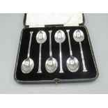 Set of six cased seal top coffee spoons makers mark Francis Howard, Sheffield 1925 weight 1.83ozt