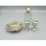 Late Victorian silver bon bon dish with repousse and pierced edge, Birmingham 1900, pair of George V