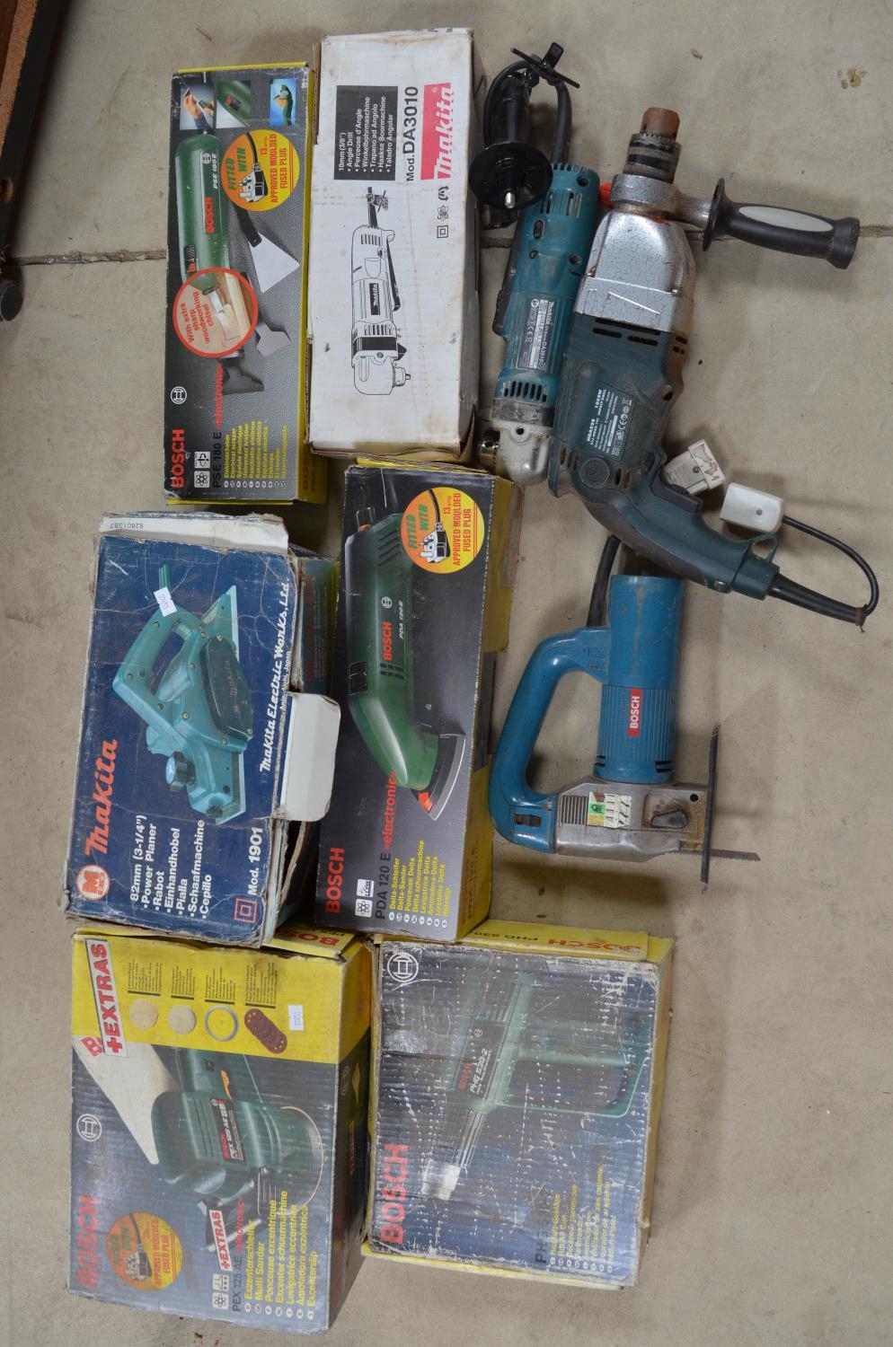 Collection of corded workshop power tools, various manufacturers to include Bosch PEX 125 AE orbital