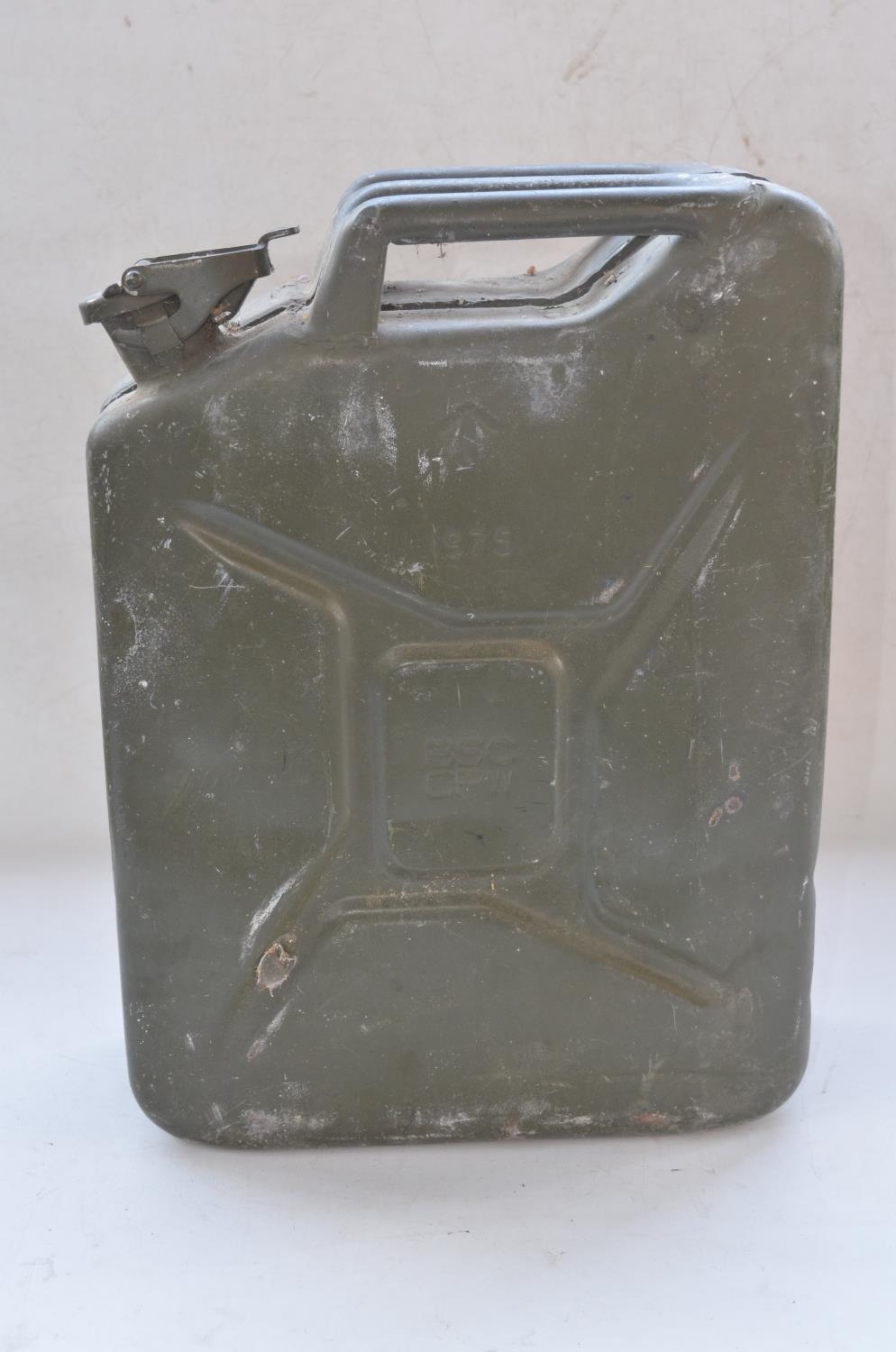 20L Military Jerry can dated 1975, stamped with broad arrow - Image 2 of 4