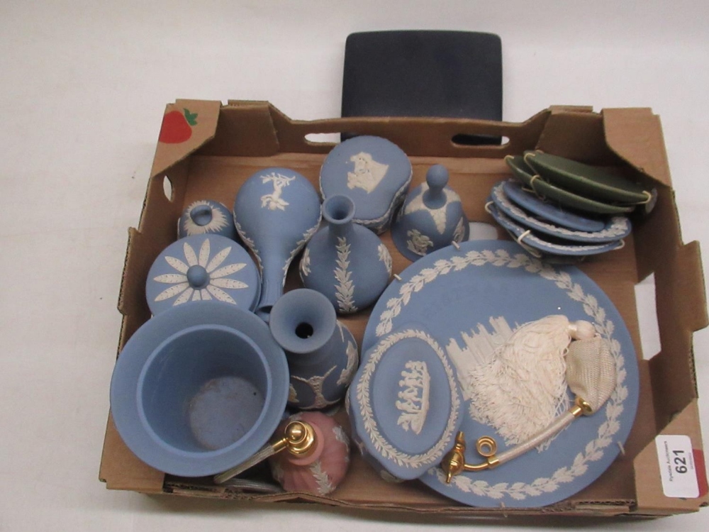 Collection of Wedgwood jasper ware incl. Charles and Diana compact, atomisers, trinket pots etc (