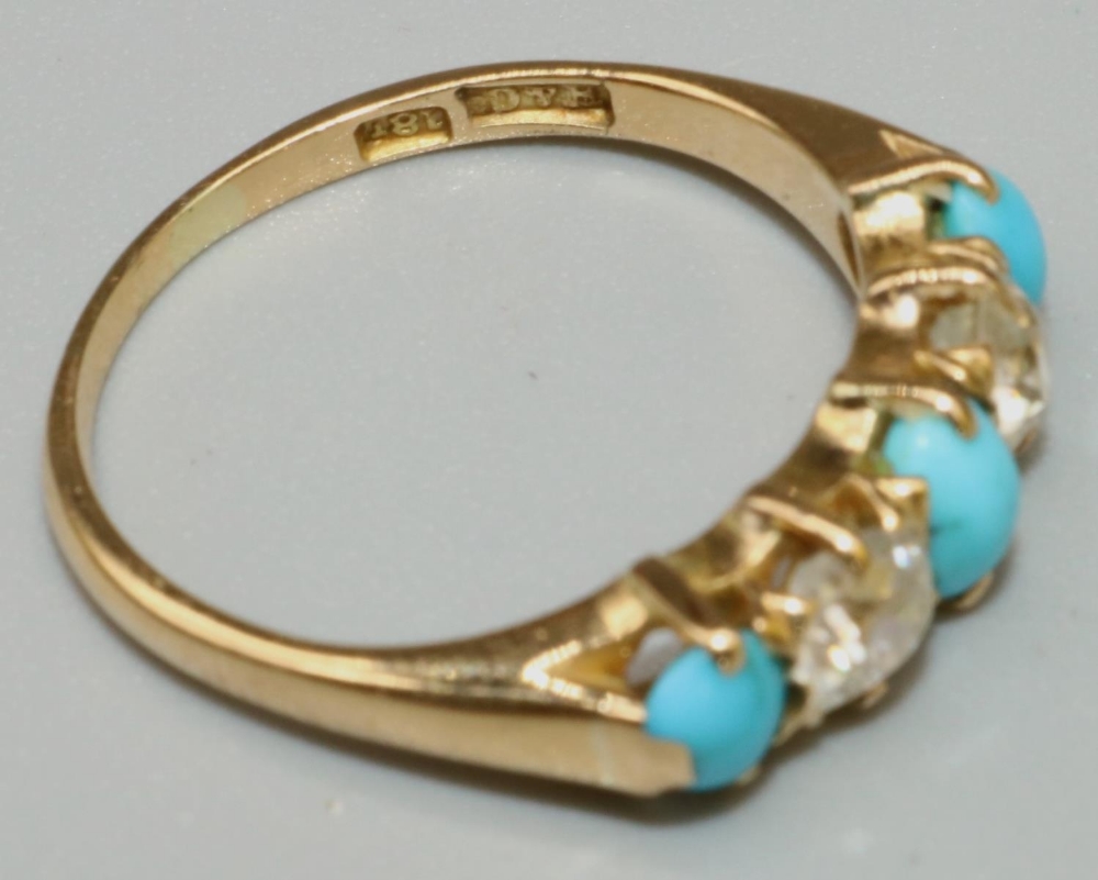 18ct yellow gold five stone diamond and turquoise ring, the three oval cabochon cut turquoises - Image 3 of 3