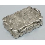 William IV hallmarked silver shaped rectangular small vinaigrette, hinged cover with a vacant