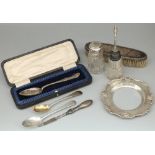 Collection of post Victorian hallmarked silver incl. boxed and other spoons, nail file, hair