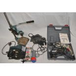 Performance Power 850W Corded Hammer Drill (tested and in full working order with instructions),
