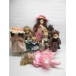 Collection of dolls (9)