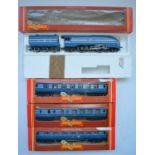 Hornby OO gauge R685 LMS 4-6-2 Coronation Class 7P with 3 Coronation Scot coaches (2x R422 1st Class