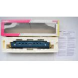 Hornby OO gauge R2879 Class 55 BR Deltic "St Paddy" 55001 diesel electric train model, DCC has