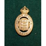 On War Service 1915 Lapel Badge, worn by munition ordnance factory workers during WW1. Lettered '