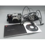 Leica Digilux 1 with Instructions, camera software CD and adapter (a/f)