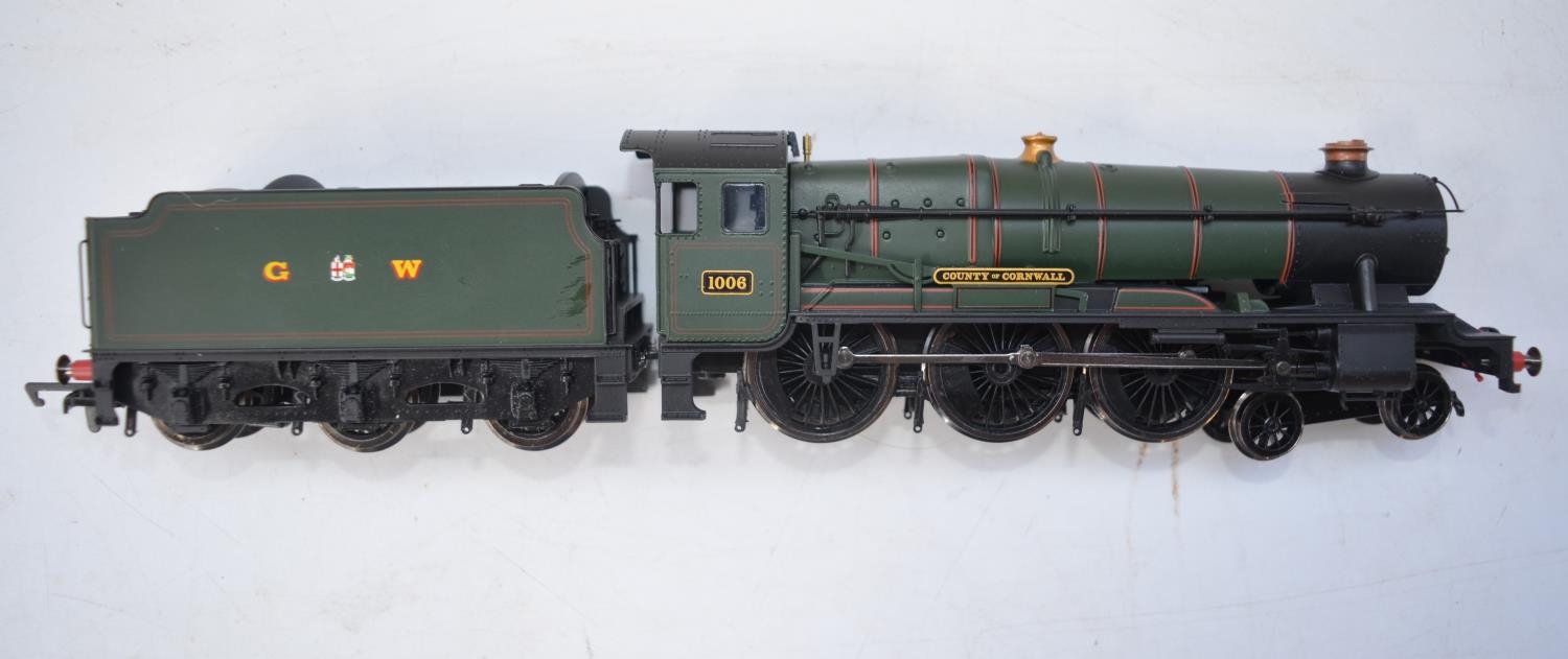 Boxed Hornby OO gauge GWR 4-6-0 1006 County Of Cornwall electric locomotive with tender (R2937), DCC - Image 3 of 4