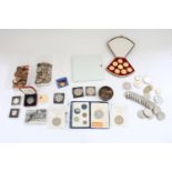 Mixed GB and world coinage incl. GB commemoratives, Chinese commemorative souvenir set in fan shaped