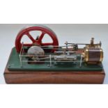 Single cylinder horizontal mill engine working steam model, without boiler, mounted on wooden