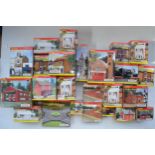 Collection of boxed Hornby Skaledale buildings and scenic accessories (24)