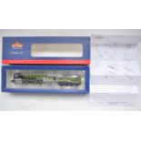 Bachmann OO gauge 32-550A Class A1 electric steam locomotive and tender 60163 "Tornado", BR green