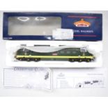 Bachmann OO gauge 32-529 Class 55 Diesel D9017 "The Durham Light Infantry" electric train model in