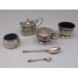 Edw.VII hallmarked Sterling silver mustard pot with blue glass liner, makers mark worn,