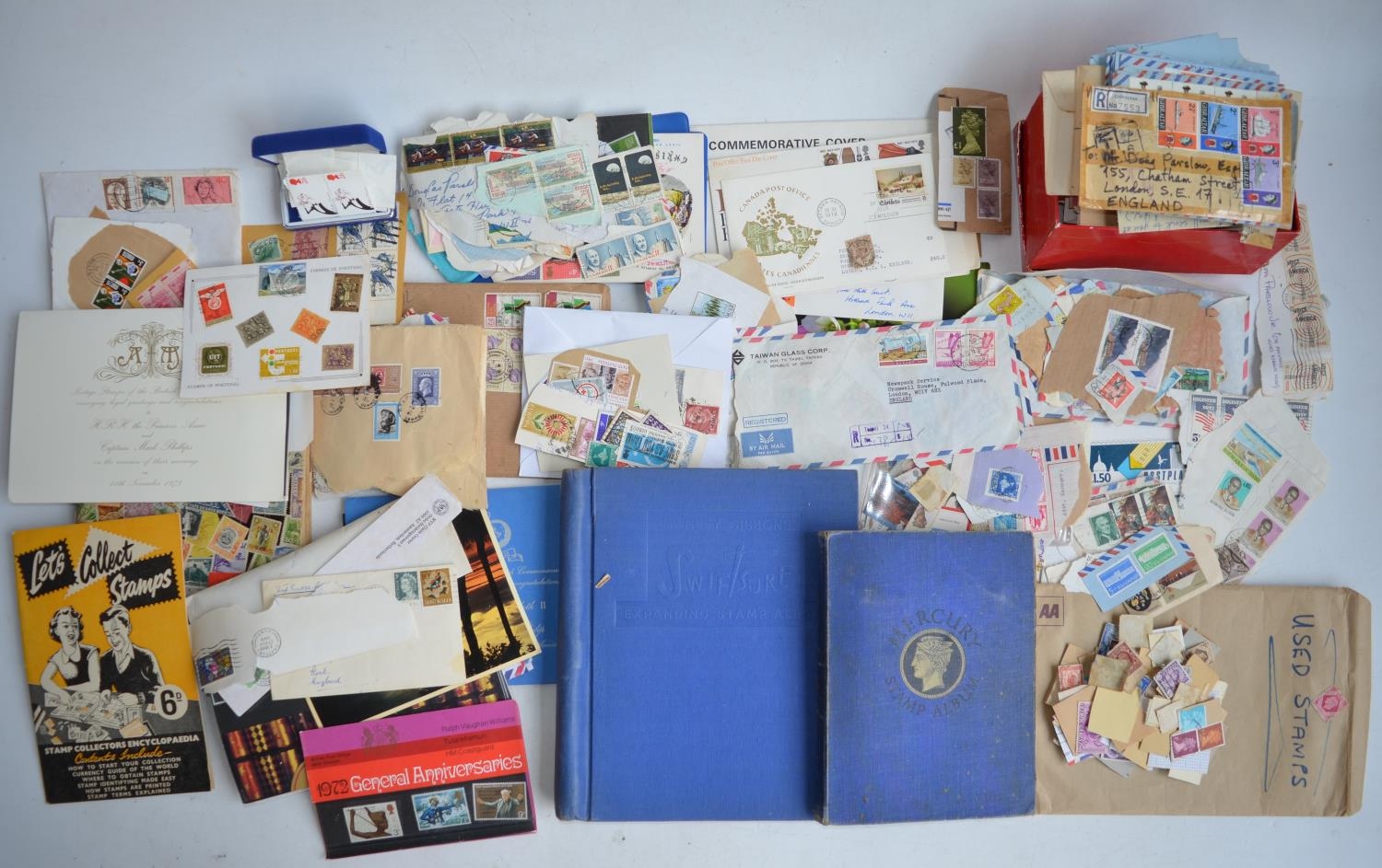 Collection of stamps, stamp albums, commemorative covers to include rare Postplan Royal Mail