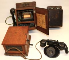 Automatic Electric Co., Chicago Monophone oak cased wall mounted magneto signal box type telephone