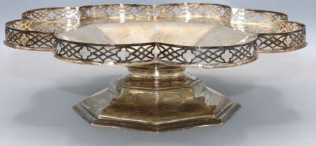 George V hallmarked silver shaped octagonal fruit bowl, with pierced gallery on stepped tapering
