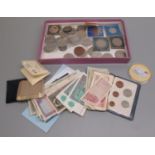 Collection of GB commemorative crowns and world commemorative coins, large 2003 Concorde