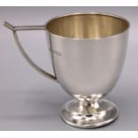 Geo. V hallmarked silver Art Deco christening cup, marked HW for Lee & Wigfull, Sheffield, 1929,