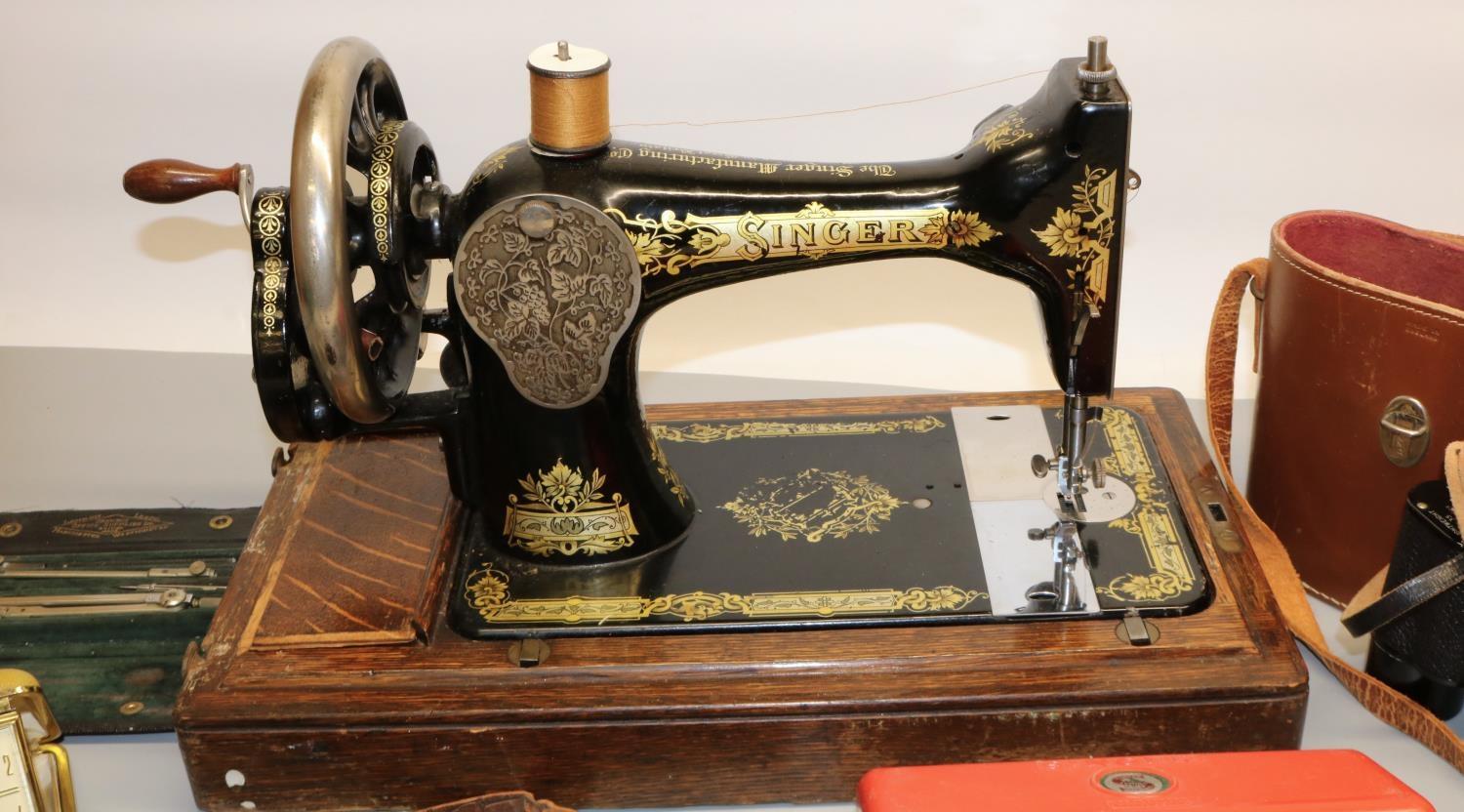 Singer oak cased hand operated sewing machine serial no.F2331693, Remington cased Quiet-Riter - Image 2 of 3