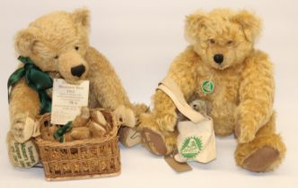Two limited edition Hermann bears in blonde mohair: Sonneberg Museums Bear 2002 with miniature