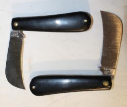 Pair of as new Rodgers of Sheffield pruning knives